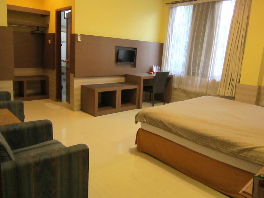 Hotel Progo Bandung Eksteriør billede
