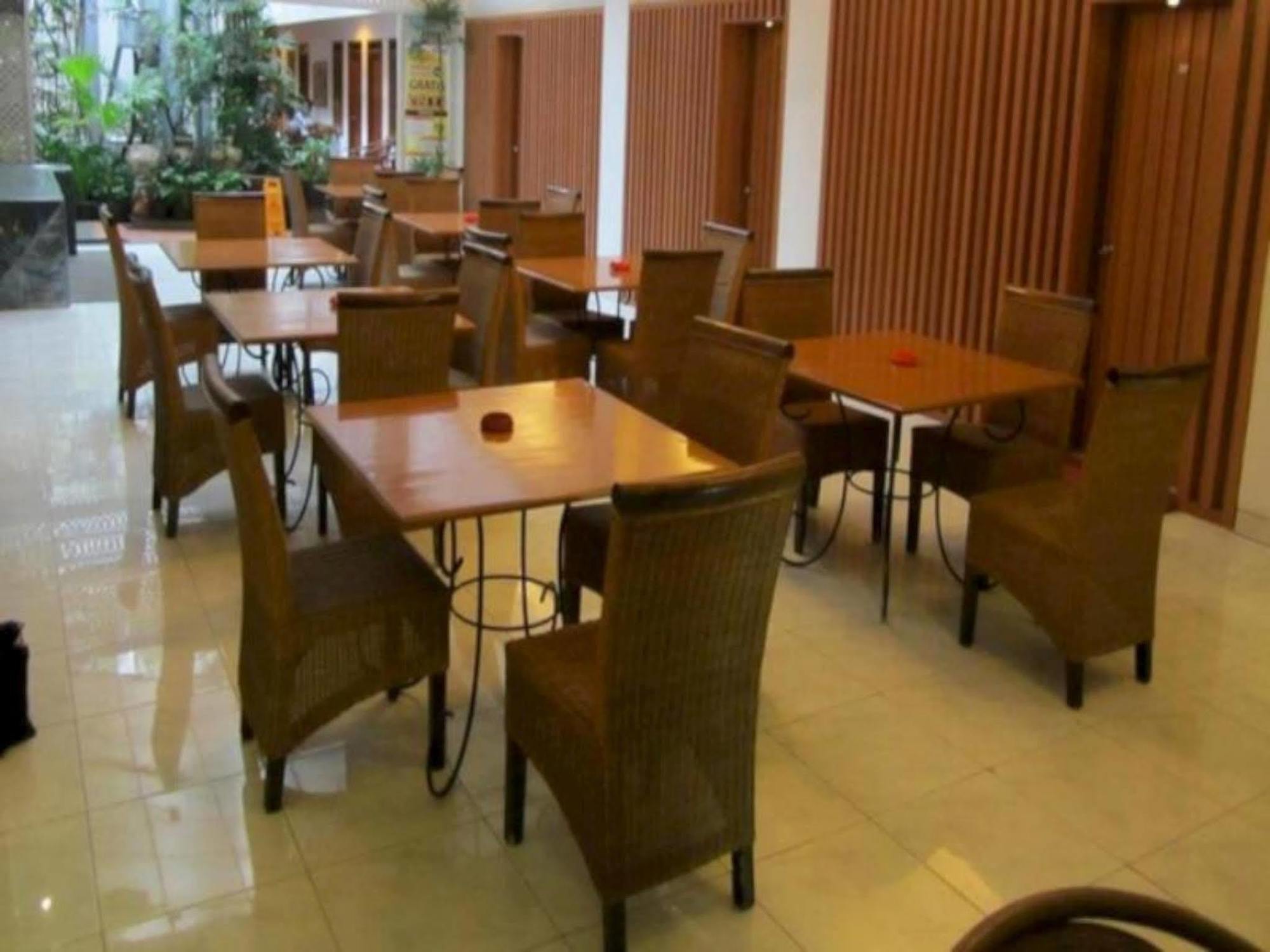 Hotel Progo Bandung Eksteriør billede